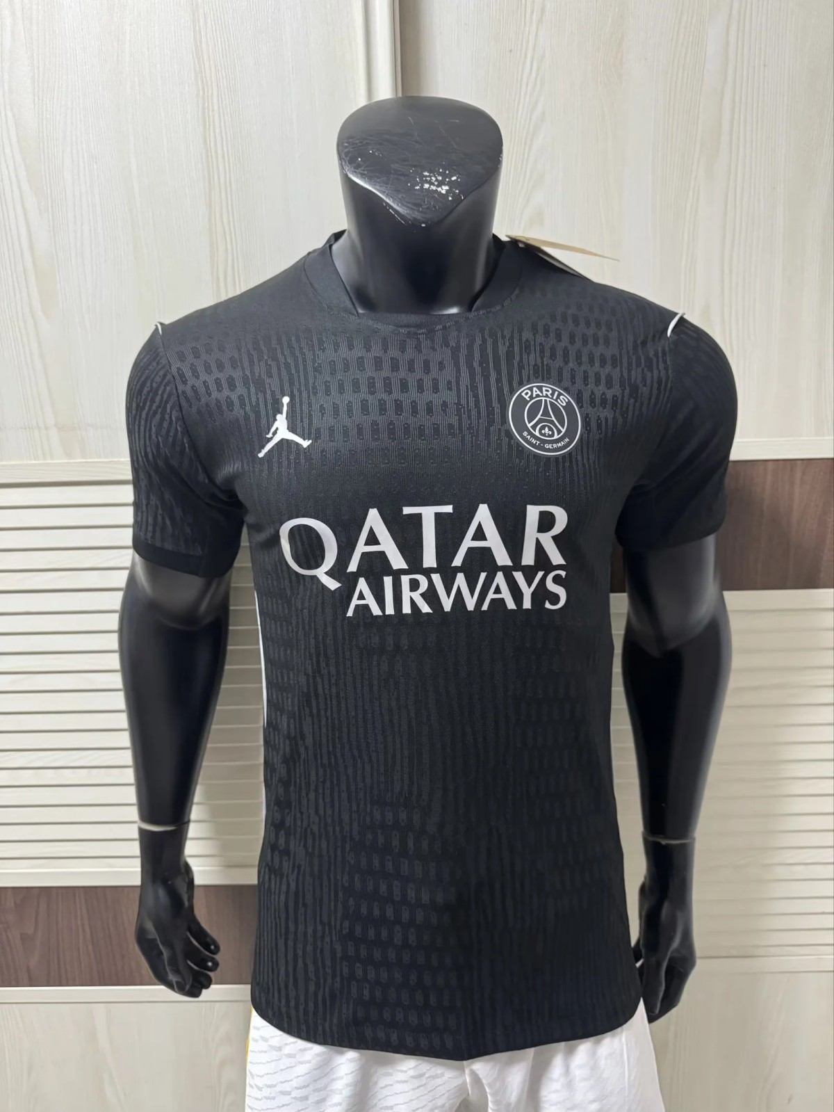 26-27 Paris Fourth Kit (Black) Player Version S-2XL 61.jpg